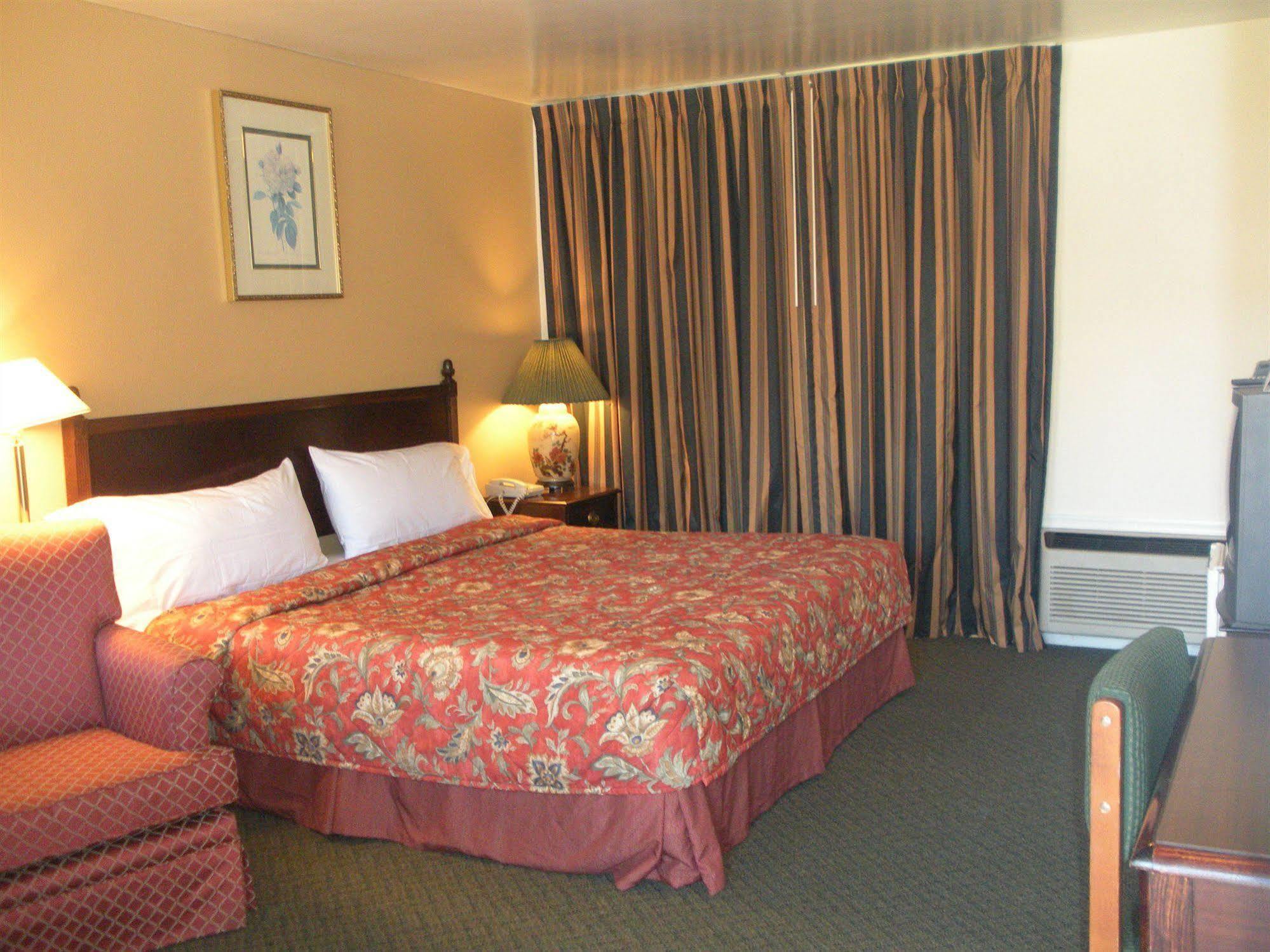 Budget Inn Williamsburg Eksteriør billede